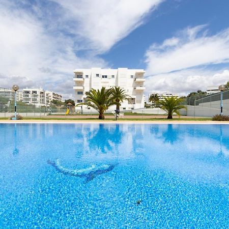 Spaceful Apartment In Albufeira Kültér fotó