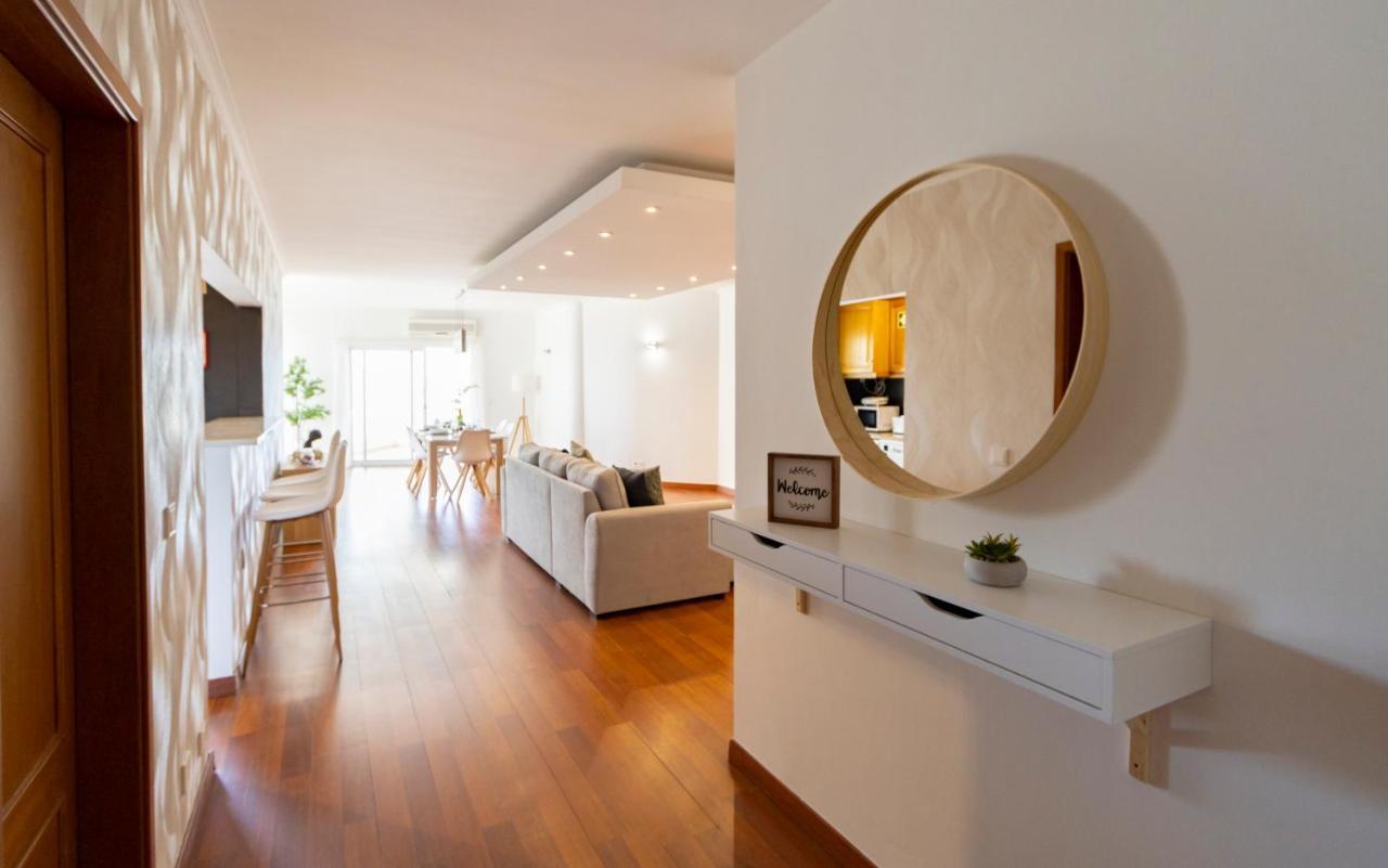 Spaceful Apartment In Albufeira Kültér fotó