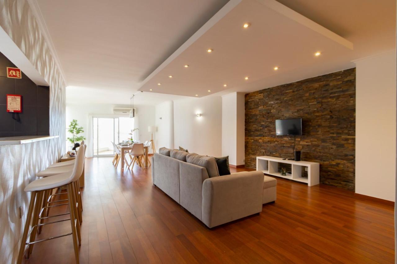 Spaceful Apartment In Albufeira Kültér fotó